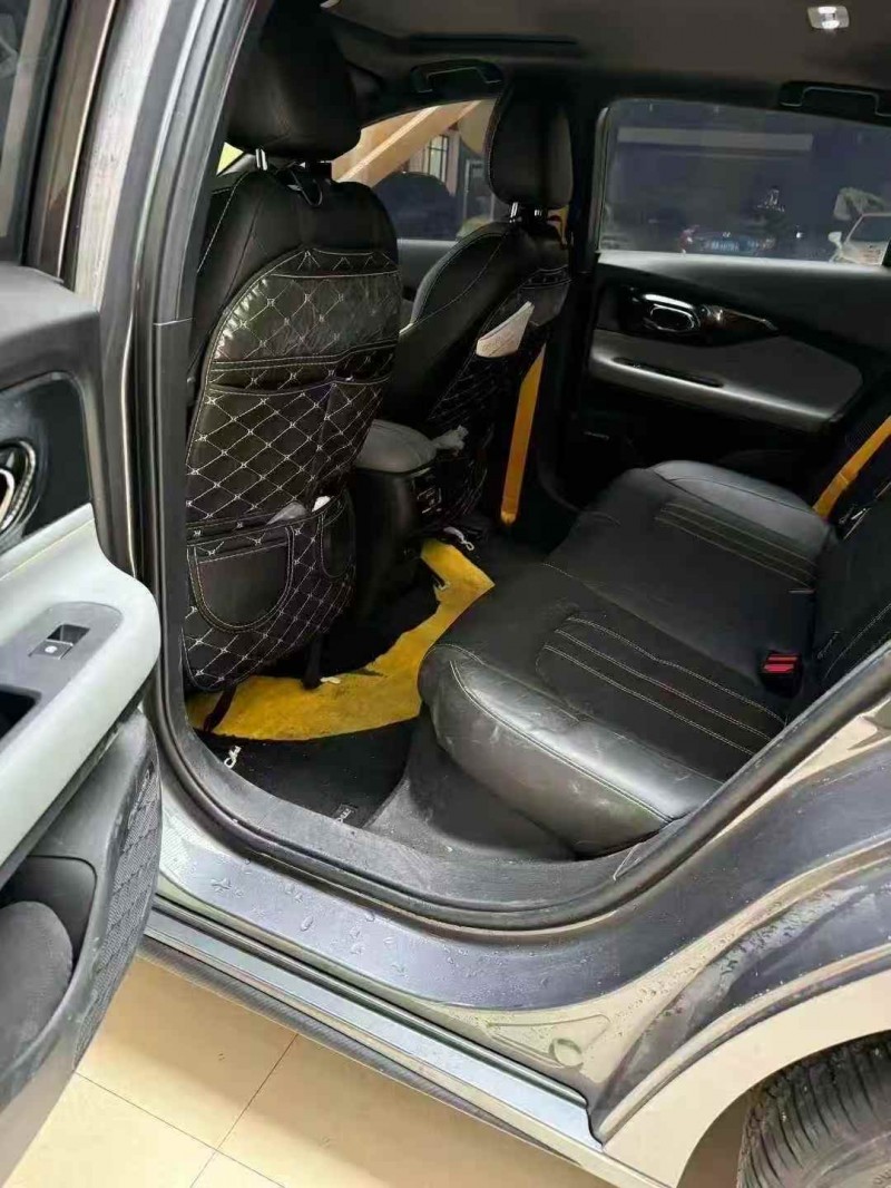 淮北21年传祺影豹5