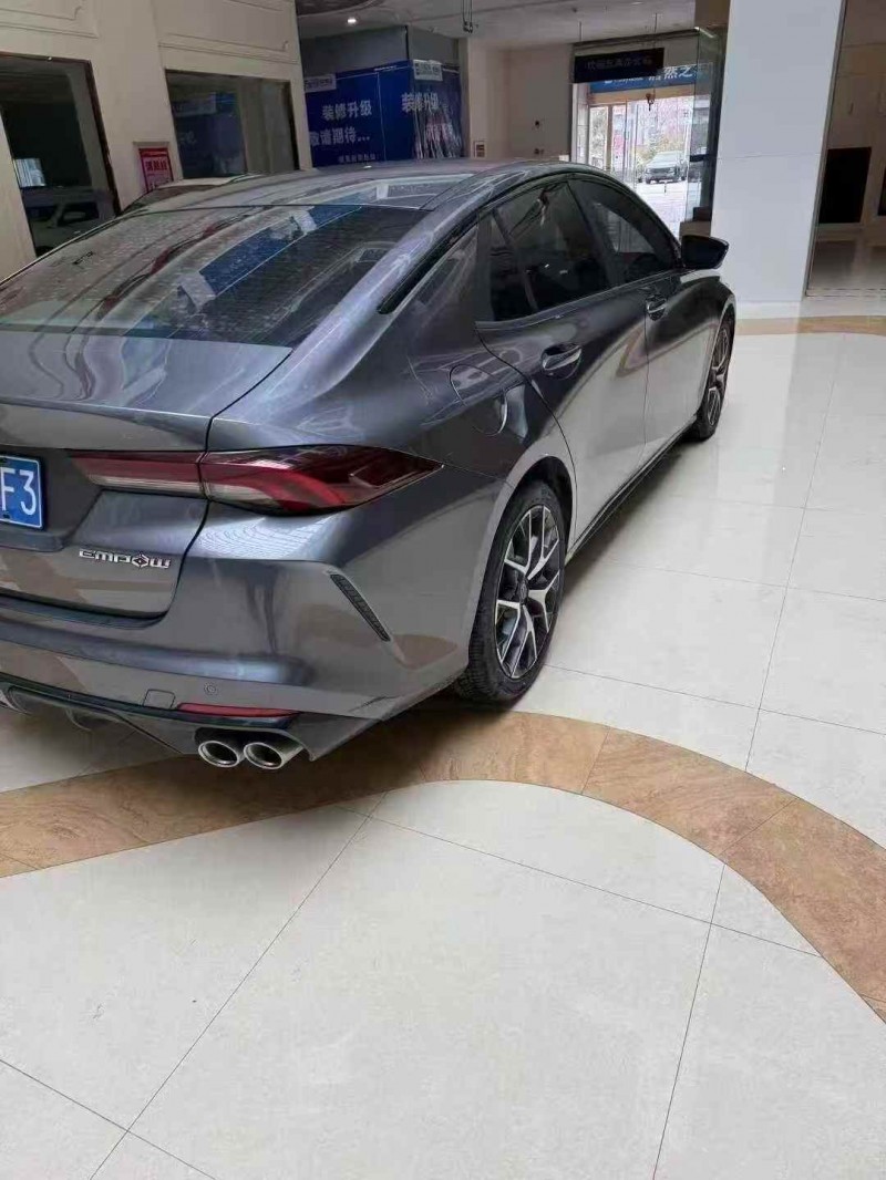 淮北21年传祺影豹8