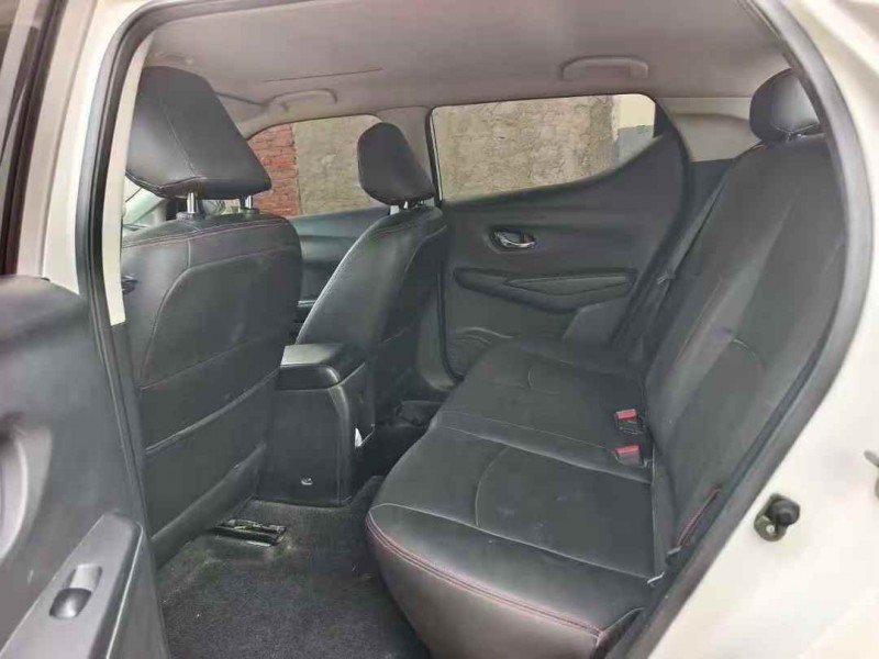 东营19年日产蓝鸟5