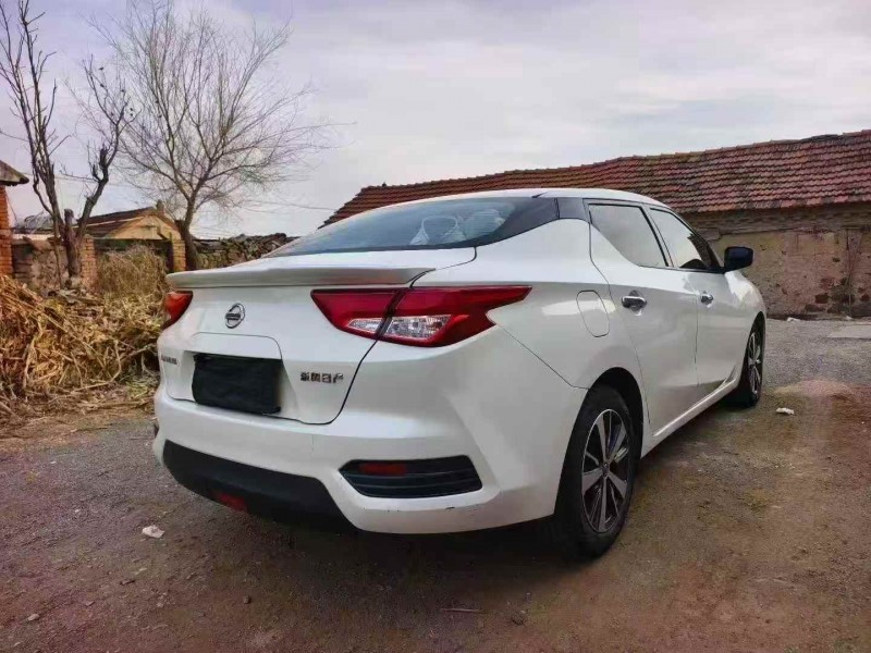 东营19年日产蓝鸟7