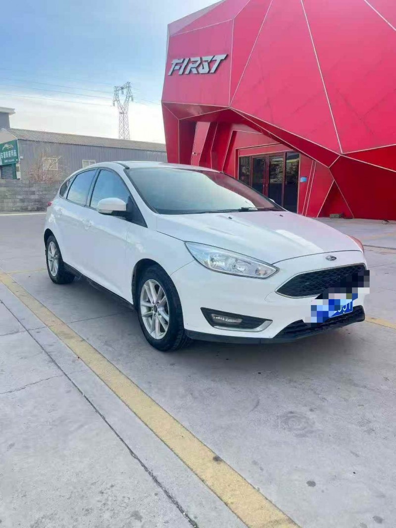 保定17年福特福克斯2