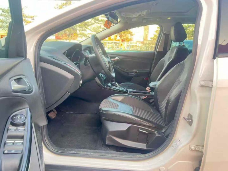 保定17年福特福克斯4