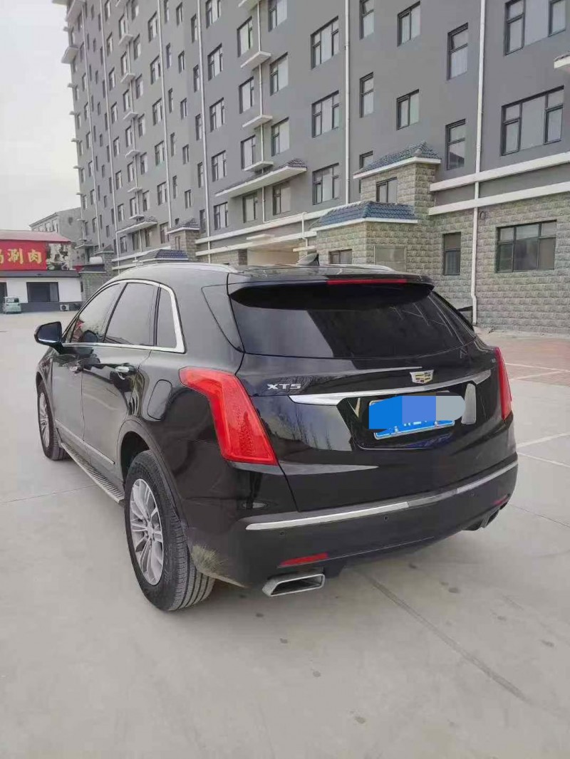 邯郸17年凯迪拉克XT54