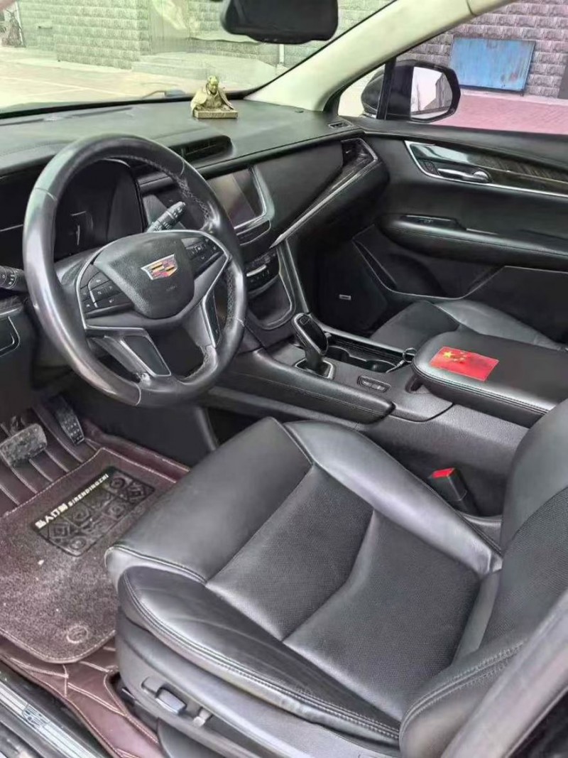 邯郸17年凯迪拉克XT58