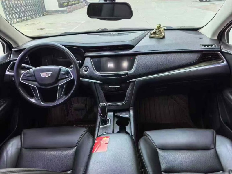 邯郸17年凯迪拉克XT59