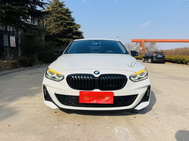 烟台22年宝马1系1