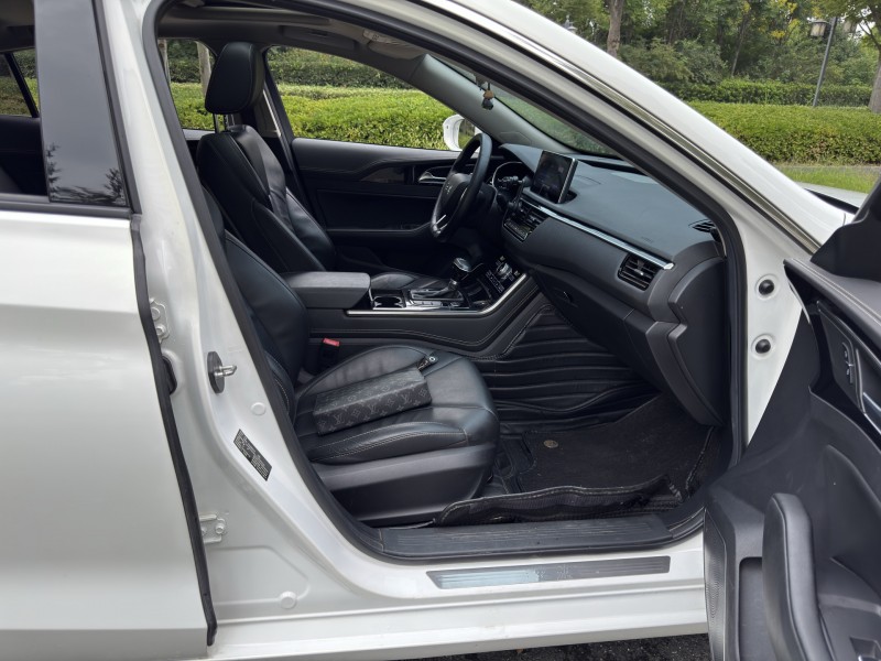 盐城18年红旗H59