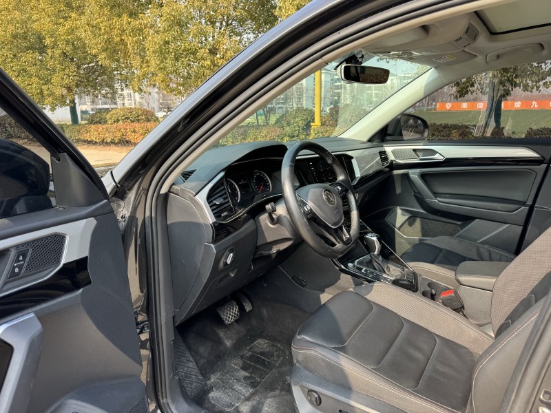 盐城22年大众探岳4