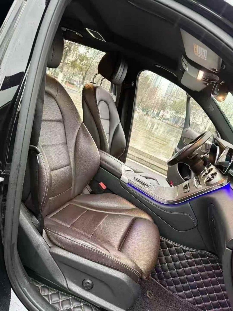 南通20年奔驰GLC5