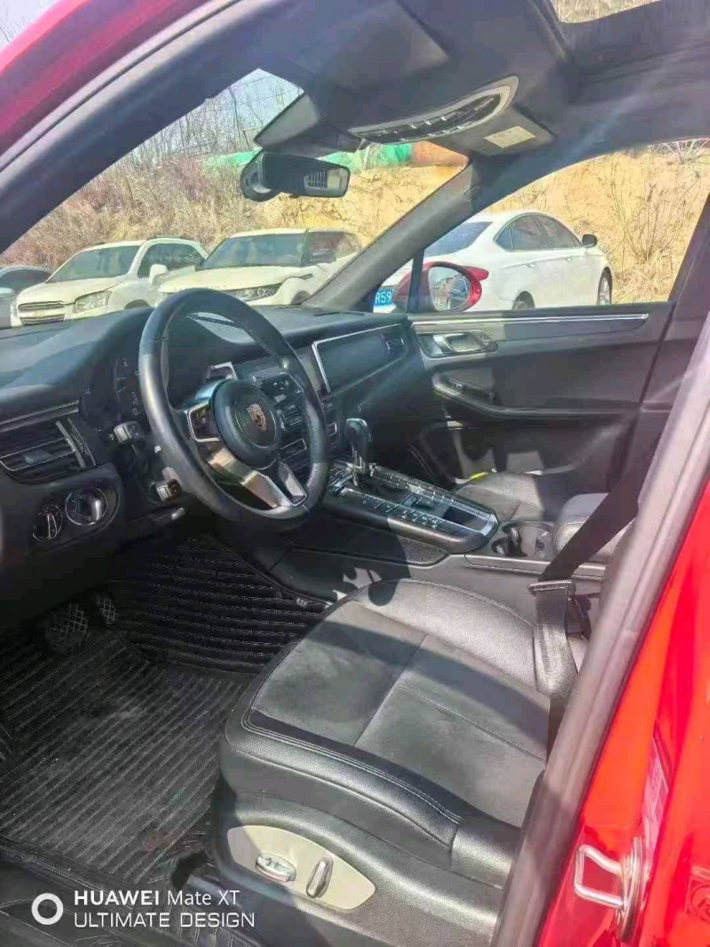 潍坊19年保时捷Macan6