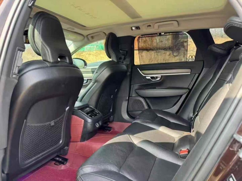 泰安19年沃尔沃V909