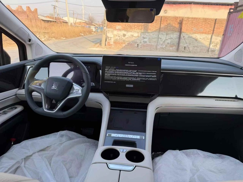 秦皇岛26年比亚迪夏3