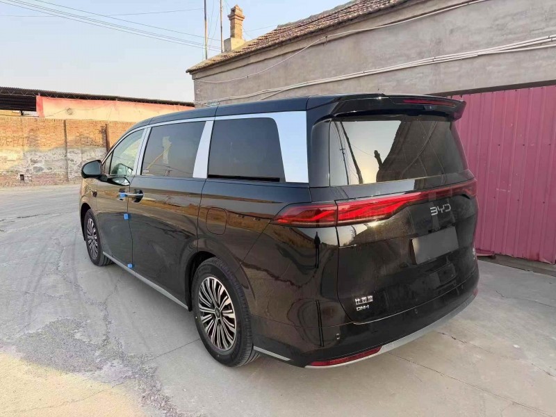 秦皇岛26年比亚迪夏6