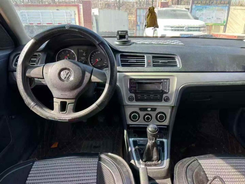 淄博14年大众朗逸5