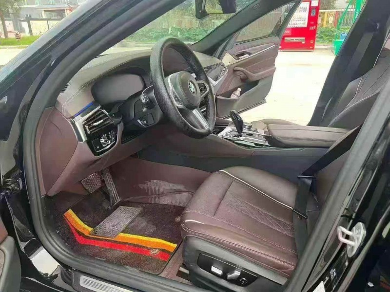 徐州22年宝马5系3