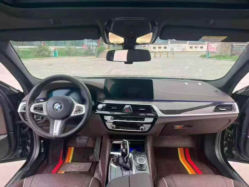 徐州22年宝马5系4