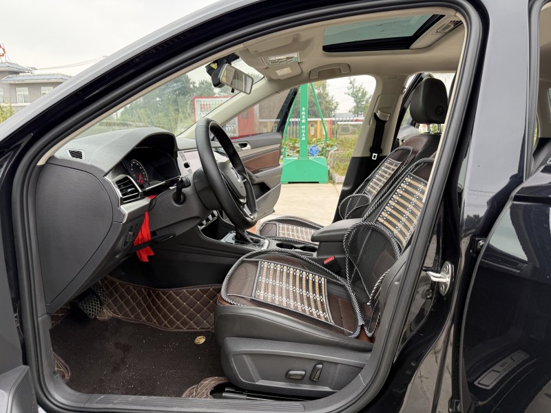 徐州19年大众朗逸3