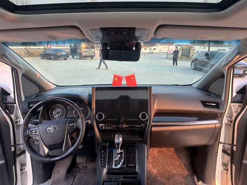 徐州20年丰田威尔法4