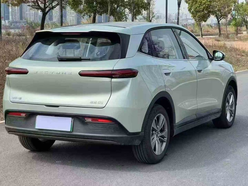 珠海25年奔腾悦意8