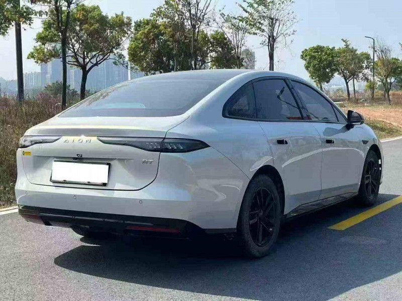 珠海25年传祺埃安RT6