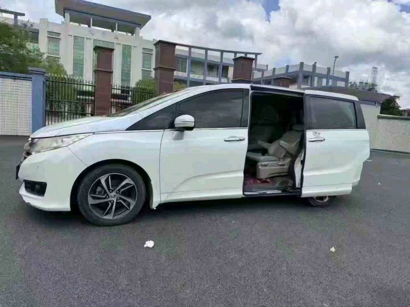 湛江17年本田奥德赛3