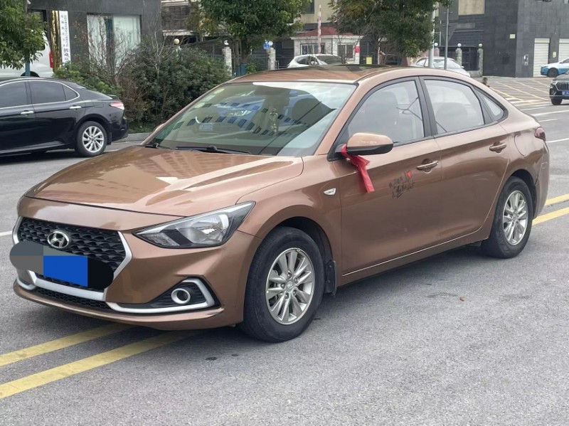 常德18年现代悦动3