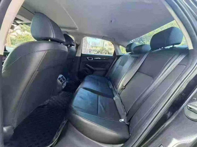 汕头24年本田型格6