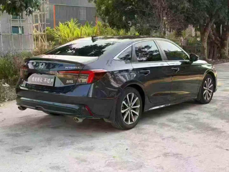 汕头24年本田型格8