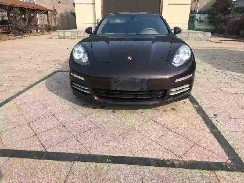 安庆14年保时捷帕拉梅拉1