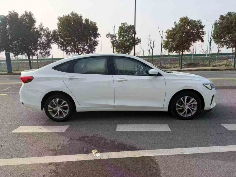 淮北25年别克威朗7