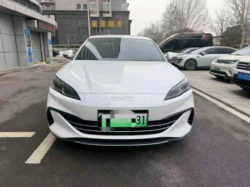 淮北24年比亚迪海豹1