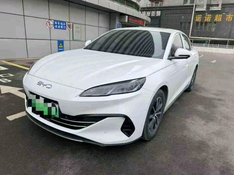 淮北24年比亚迪海豹3