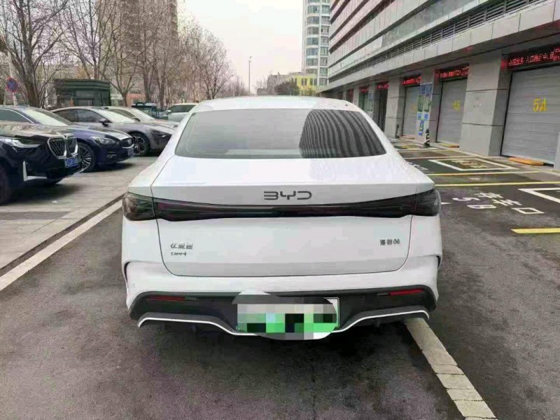 淮北24年比亚迪海豹9