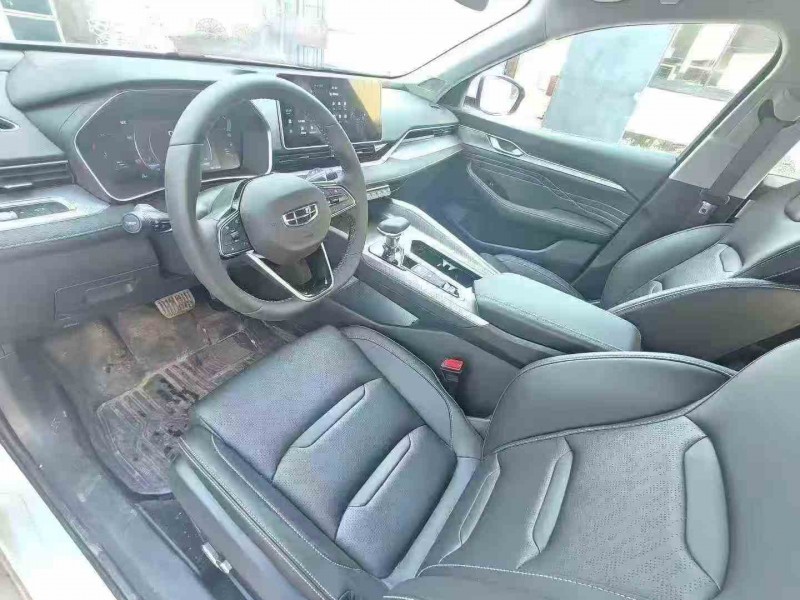 安庆22年吉利星瑞3