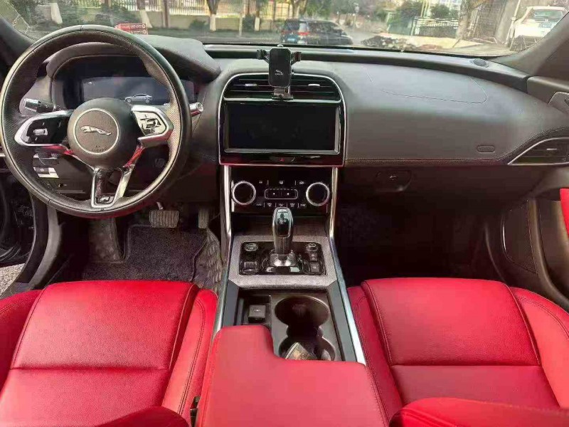 重庆23年捷豹XEL4