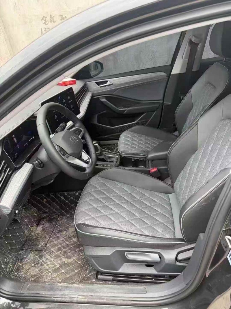 湖州25年大众速腾4