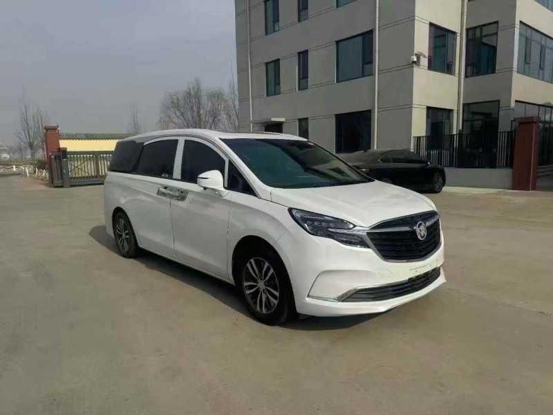 苏州22年别克GL83