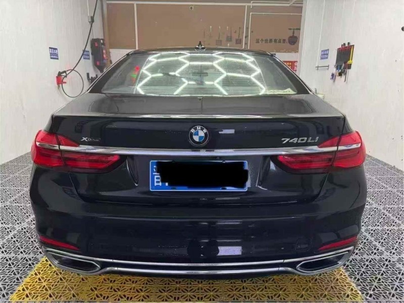 晋城17年宝马7系9