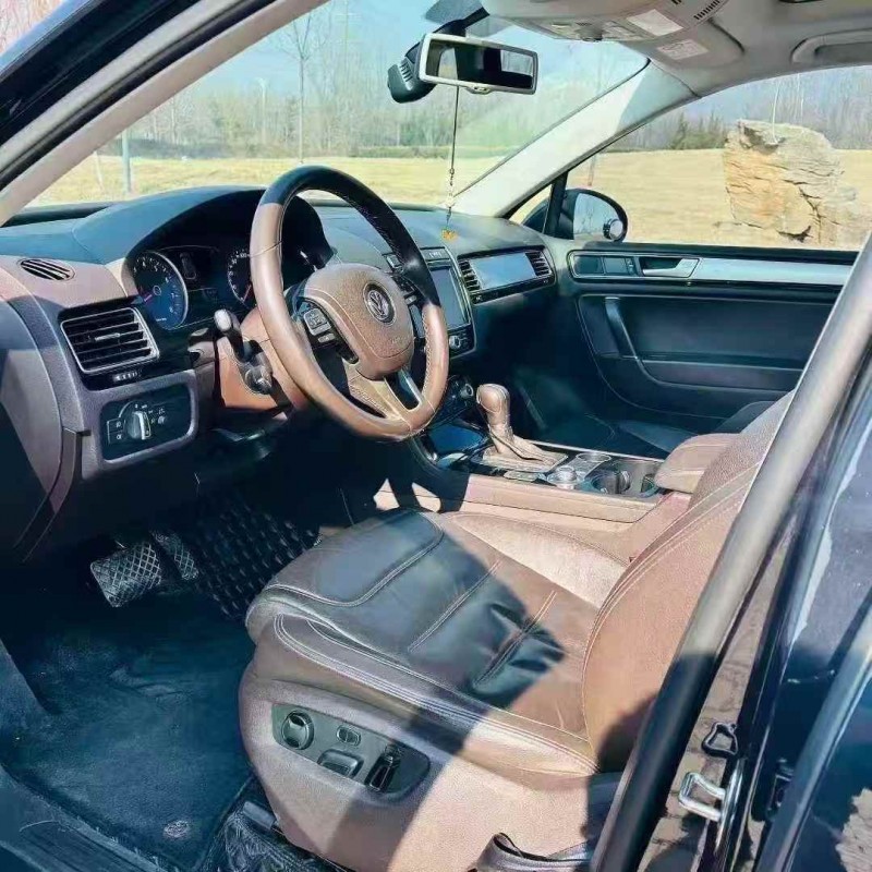 东营16年大众途锐4