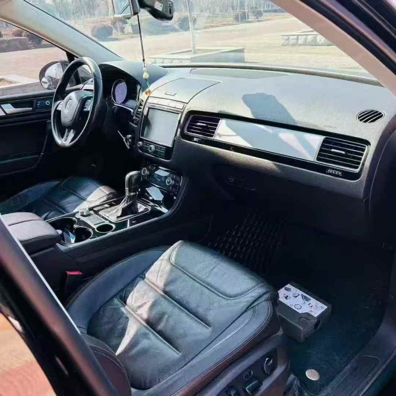 东营16年大众途锐5