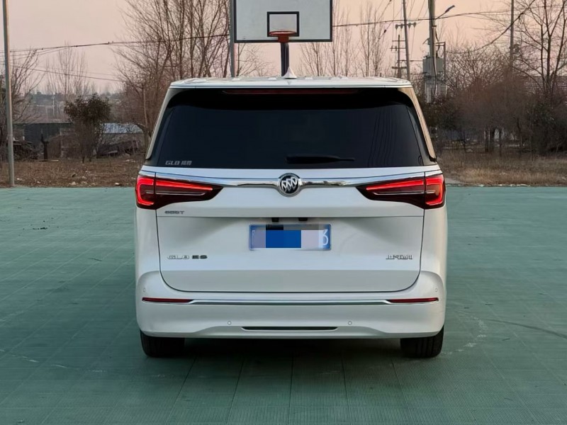 青岛22年别克GL86