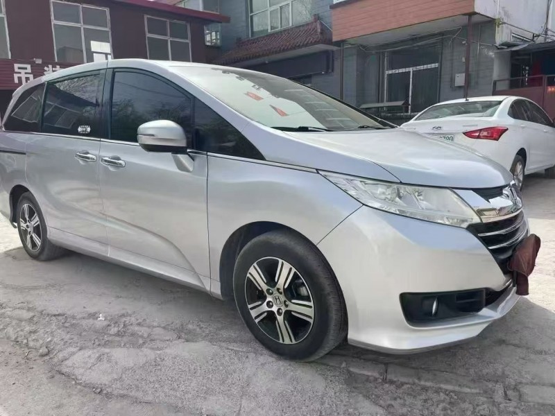 晋中16年本田奥德赛2