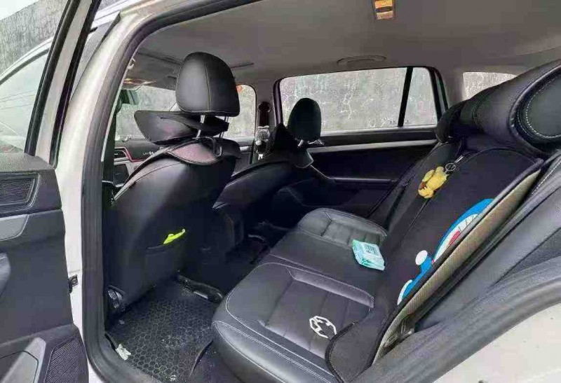 青岛18年大众朗行5