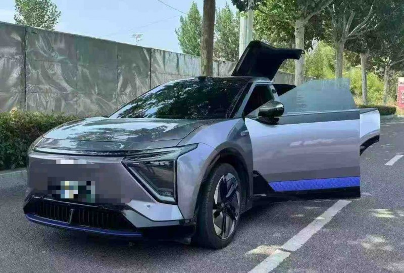 青岛23年高合汽车HiPhi Y2