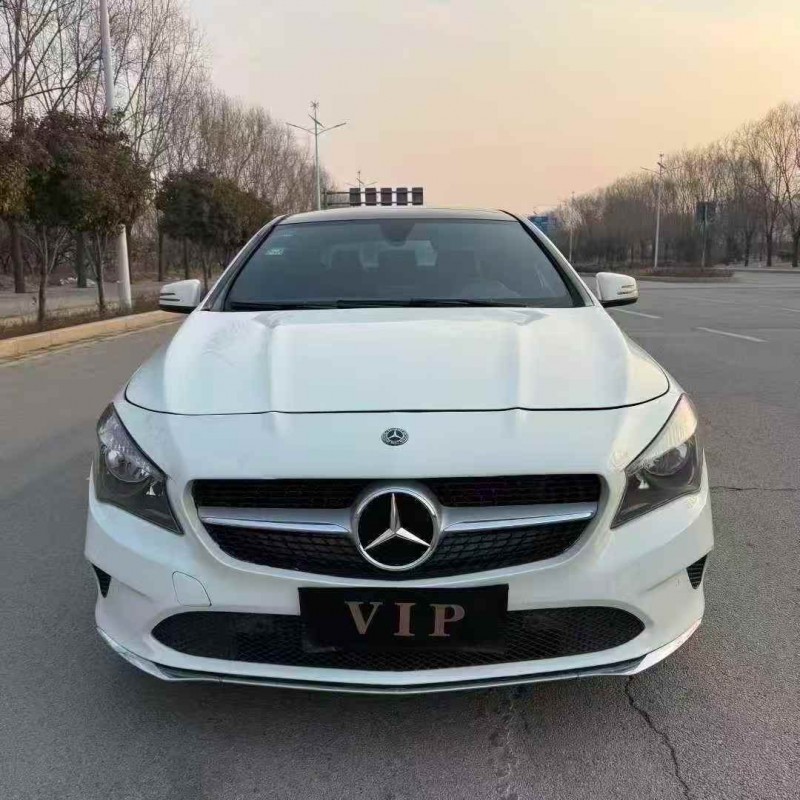 东营17年奔驰CLA1