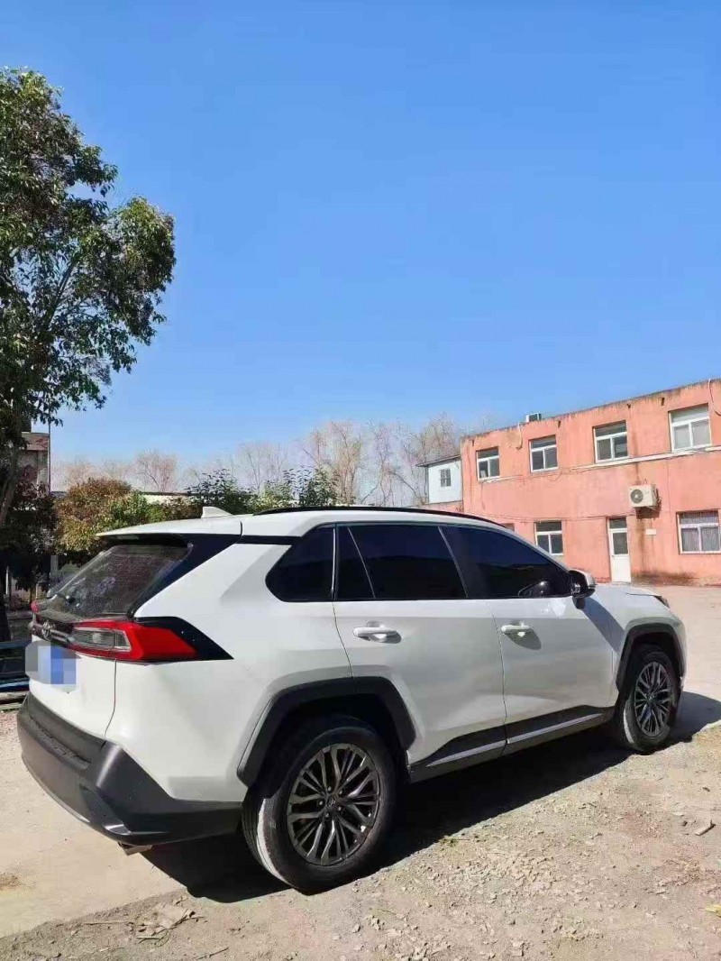 马鞍山24年丰田威兰达8