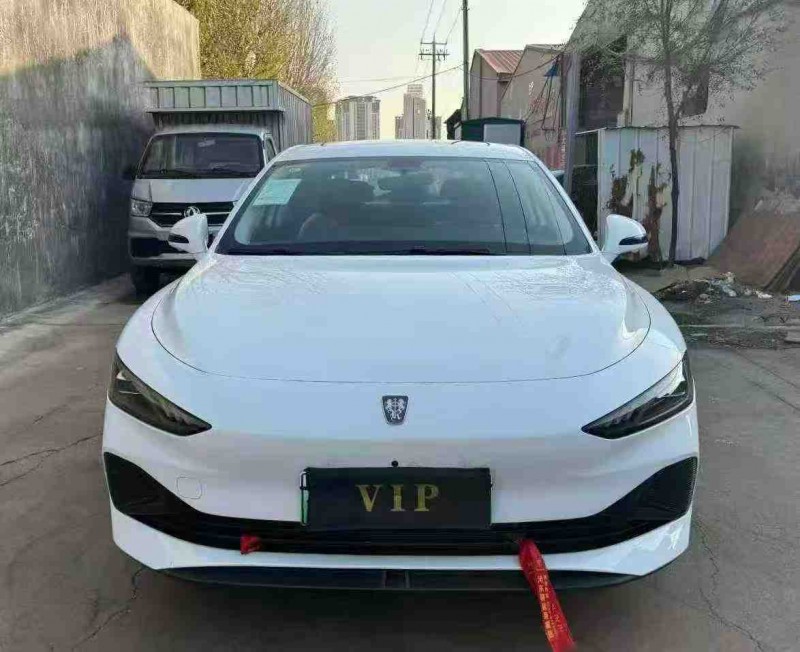 青岛25年荣威D71