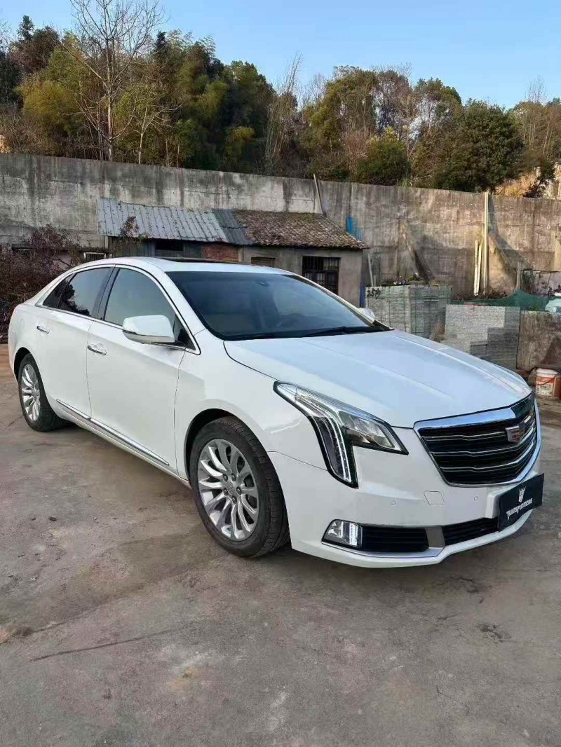 赣州18年凯迪拉克XTS2