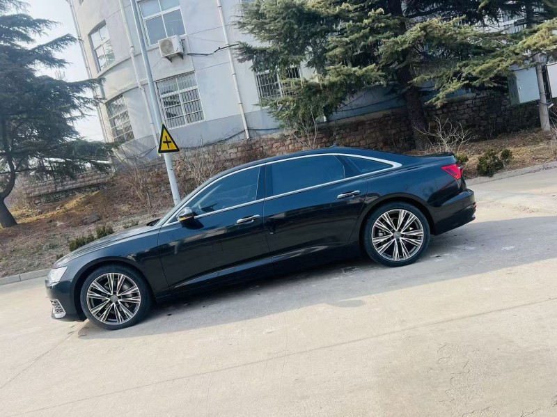 烟台21年奥迪A6L3