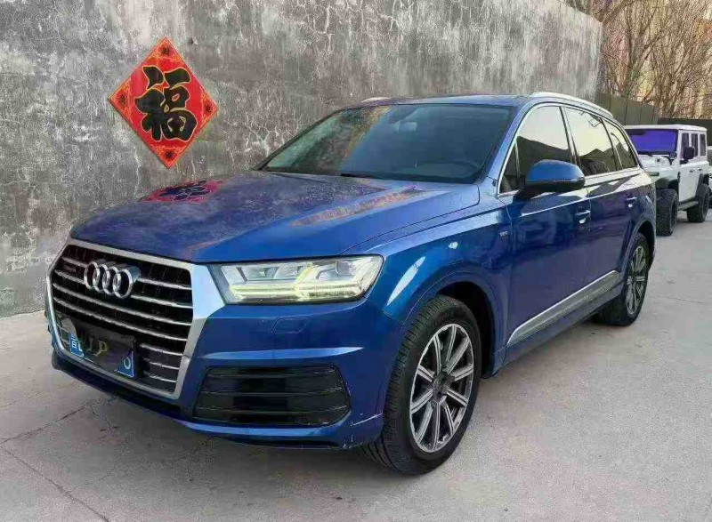 青岛17年奥迪Q73